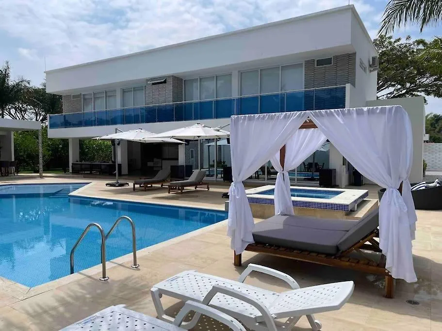 Holiday home Chalet De Lujo En Rozo!