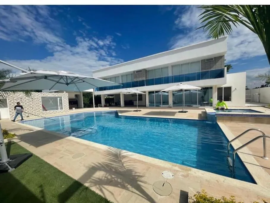 Chalet De Lujo En Rozo! Holiday home